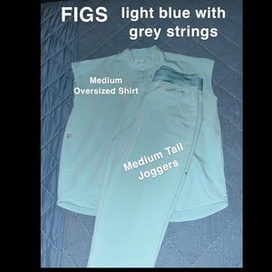 FIG scrubs - sea foam blue. Top/ over sized Medium Bottom/ Jogger medium tall
